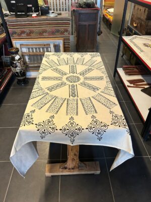 EL BASKISI KARE MASA ÖRTÜSÜ 150 X 150 CM - Görsel 2