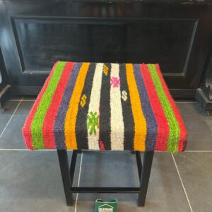 KİLİM KAPLI METAL AYAK TABURE 45X45X45 CM