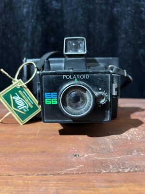 POLAROİD EE 66 FOTOĞRAF MAKİNESİ